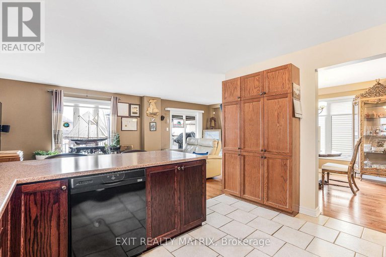 28188636/569-emerald-street/town-of-rockland/clarence-rockland/ontario/K4K0B9_13