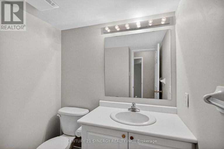 29074489/21-scout-street/central-park/ottawa/ontario/K2C4B9_17