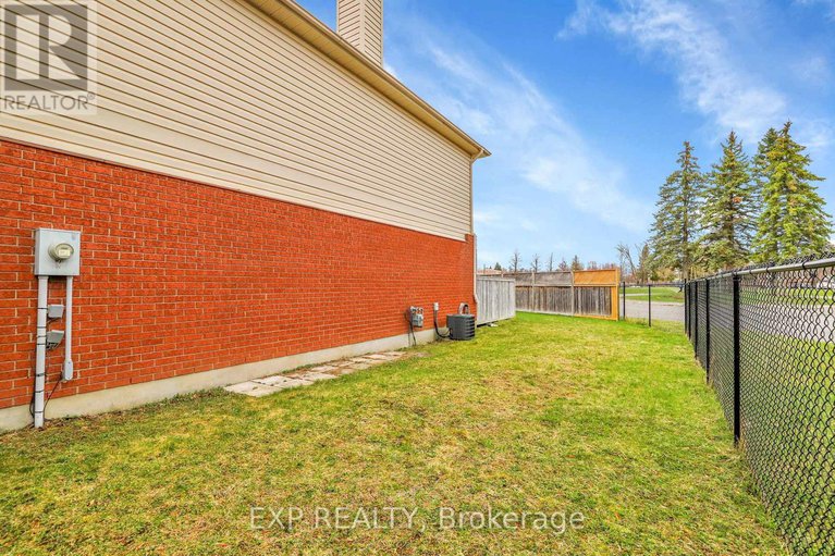 28228179/95-cedarock-drive/bridlewood/ottawa/ontario/K2M2H5_38