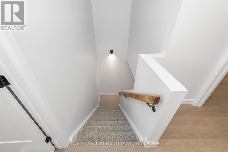 28965563/39-benlark-road/on-the-green/ottawa/ontario/K2J2L5_27
