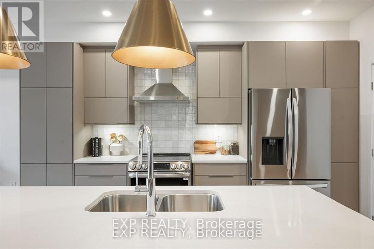 29529165/443-haresfield-court/riverside-southgloucester-glen/ottawa/ontario/K4M0B6_7