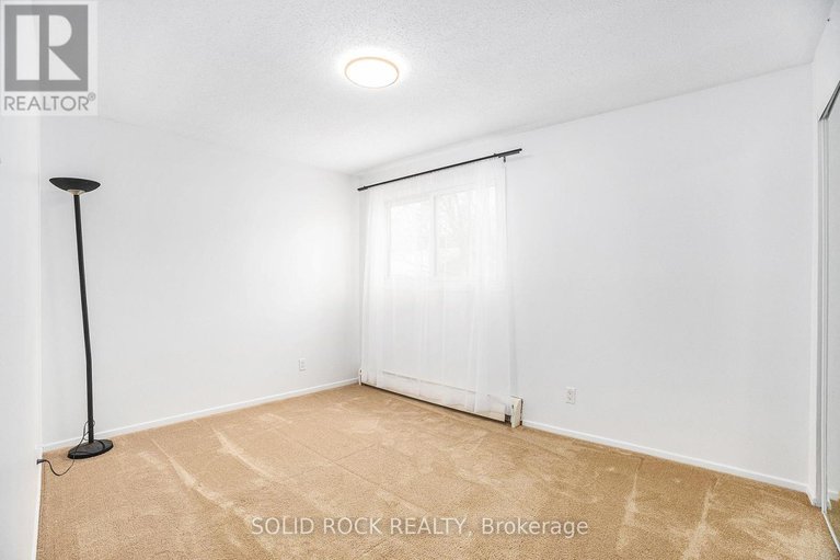 28278535/14-47-sumac-street/beacon-hill-south/ottawa/ontario/K1J7T7_11