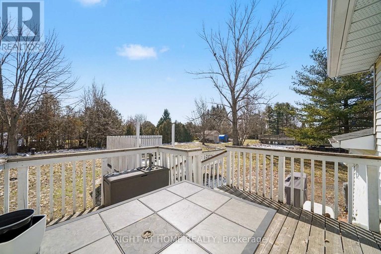 29586668/5424-taylor-way/osgoode/ottawa/ontario/K0A2W0_30