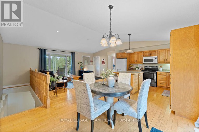 28819602/299-golf-club-road/mcnabbraeside-twps/mcnabbraeside/ontario/K0A1G0_13
