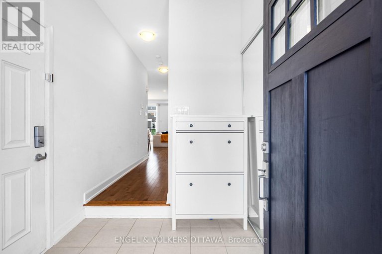 29353855/56-gardenpost-terrace/avalon-west/ottawa/ontario/K4A5H2_4