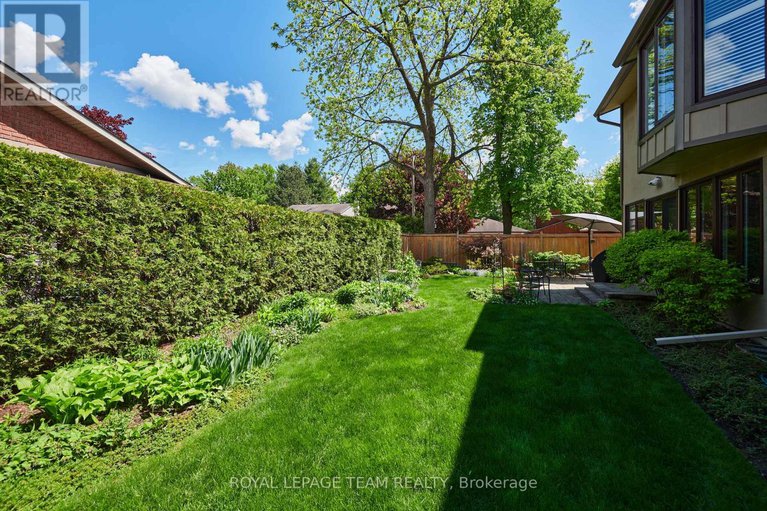 29325890/9-woodthrush-green/hunt-club/ottawa/ontario/K1V0A9_48