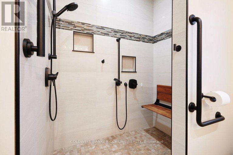 29067774/35-lakeshore-drive/morrisburg/south-dundas/ontario/K0C1X0_23