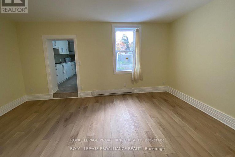 29414231/71-buell-street/brockville/brockville/ontario/K6V4Y4_10