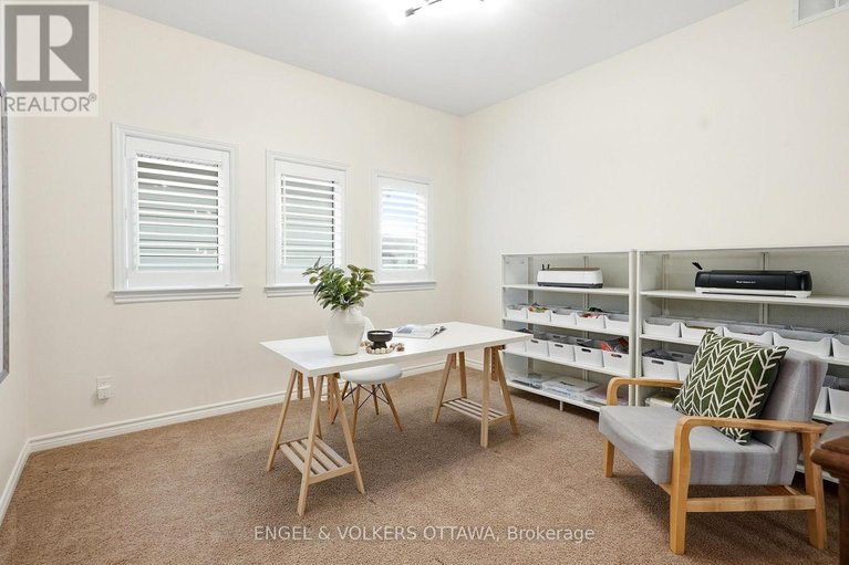 29433483/517-golden-sedge-way/blossom-parkkemp-parkfindlay-creek/ottawa/ontario/K1T0G3_24