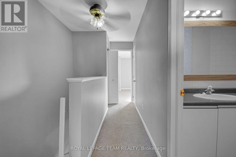 29017566/89-thornbury-crescent/centrepointe/ottawa/ontario/K2G6C4_20