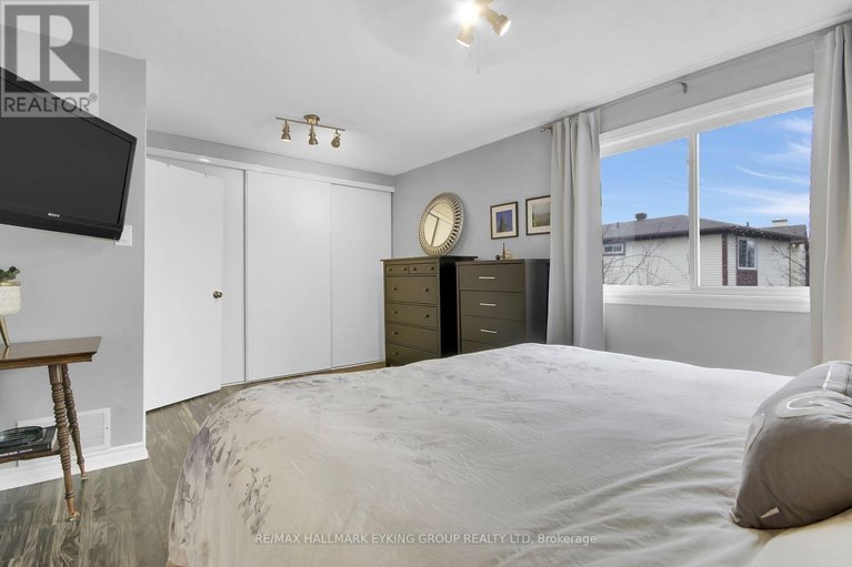 29615975/8-vickers-way/katimavik/ottawa/ontario/K2L3P9_29