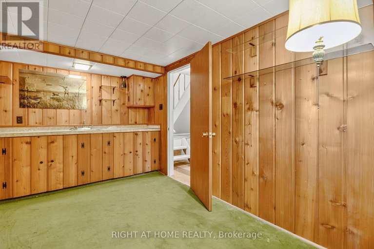 28954336/6-higwood-drive/borden-farmstewart-farmcarleton-heightsparkwood-hills/ottawa/ontario/K2E5K7_30