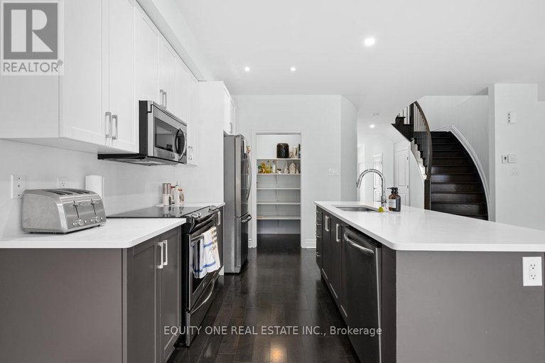 28570563/704-brian-good-avenue/riverside-southgloucester-glen/ottawa/ontario/K4M0C1_11