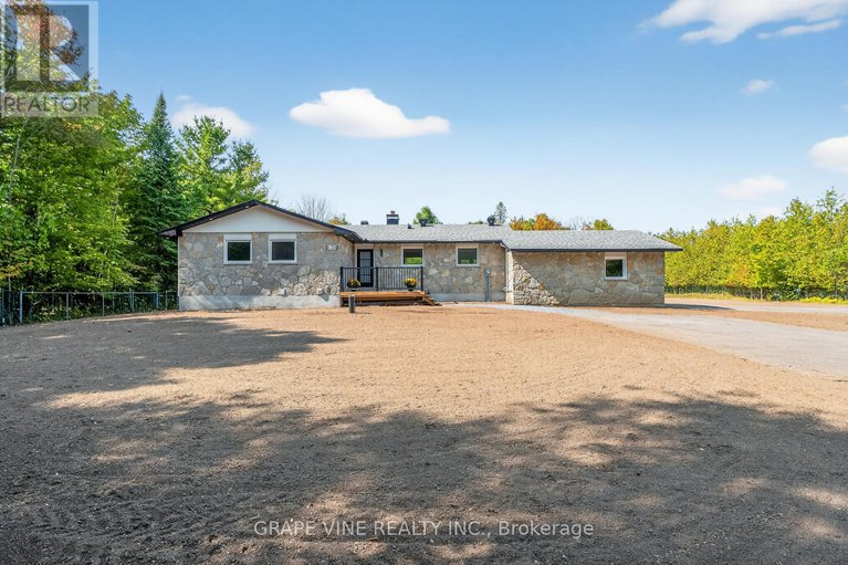 28849107/135-manion-road/huntley-ward-south-west/ottawa/ontario/K0A1L0_2