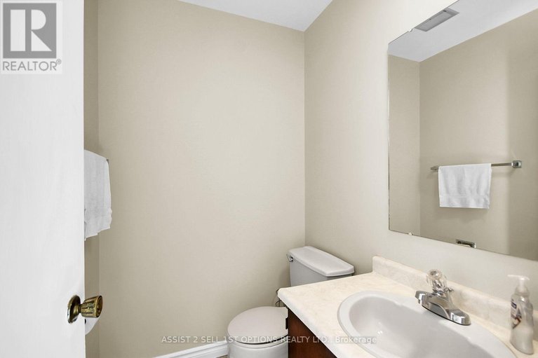 29626461/11-elvaston-avenue/craig-henrywoodvale/ottawa/ontario/K2G3T2_3