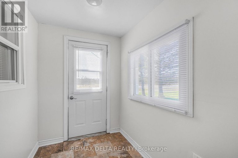 29639068/3697-etienne-road/cumberland-west/ottawa/ontario/K0A3E0_15