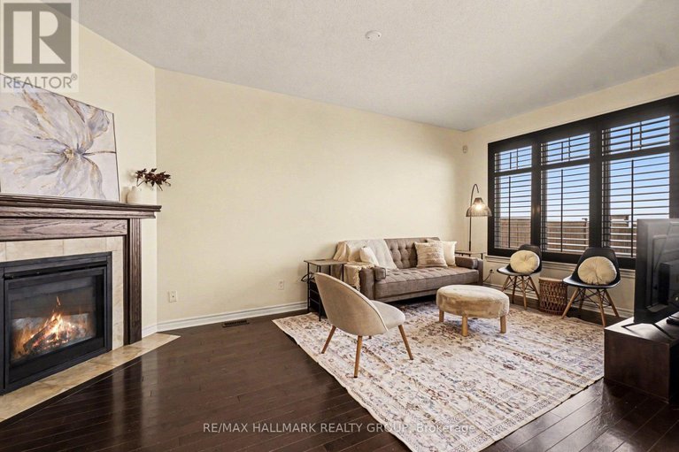 29353377/122-minoterie-ridge/camelot/ottawa/ontario/K4A0Y5_3