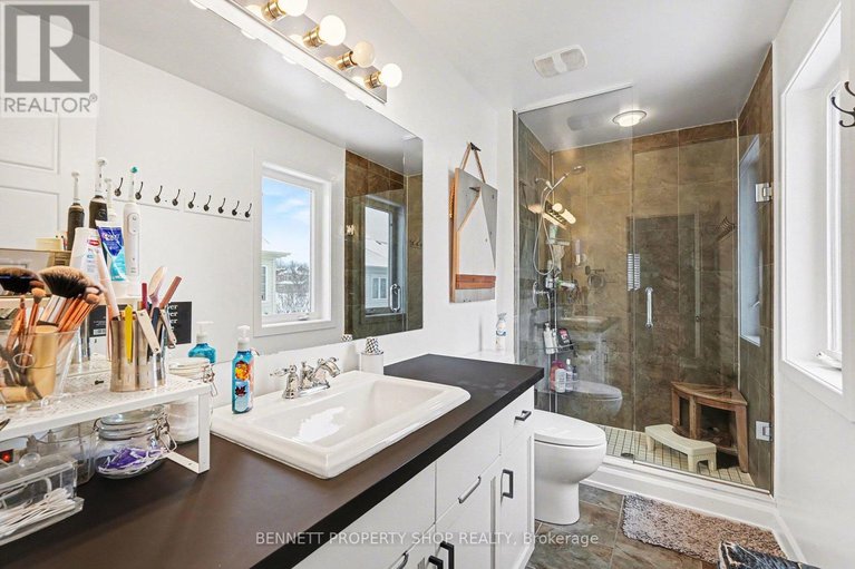 29252833/427-montserrat-street/stittsville-north/ottawa/ontario/K2S0L6_14