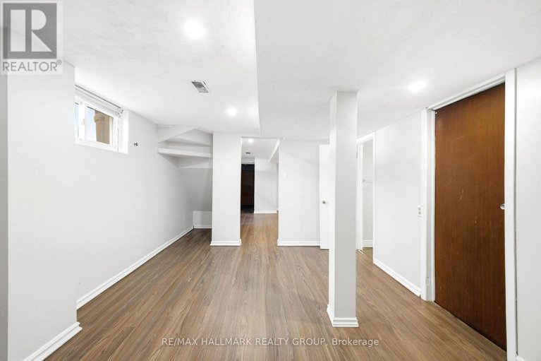 29595402/1763-baseline-road/bel-air-heights/ottawa/ontario/K2C0C1_32