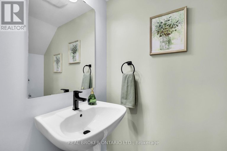 29642314/405-pilot-private/emerald-meadowstrailwest/ottawa/ontario/K2V0S3_13