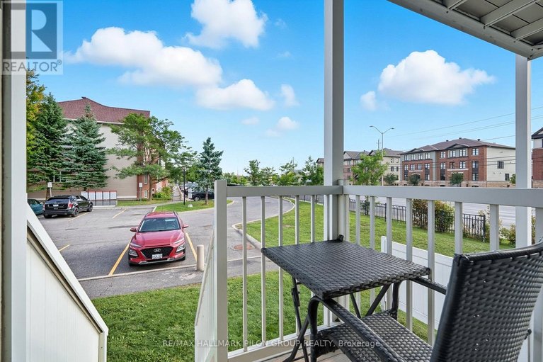 29595163/10-lakepointe-drive/avalon-east/ottawa/ontario/K4A5E3_17