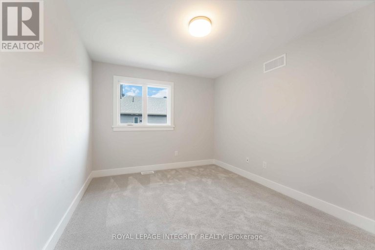 28638636/1182-cope-drive/stittsville-south/ottawa/ontario/K2S3C4_33