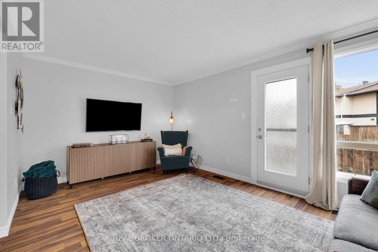 29578389/101-mcclintock-way/katimavik/ottawa/ontario/K2L2A5_9