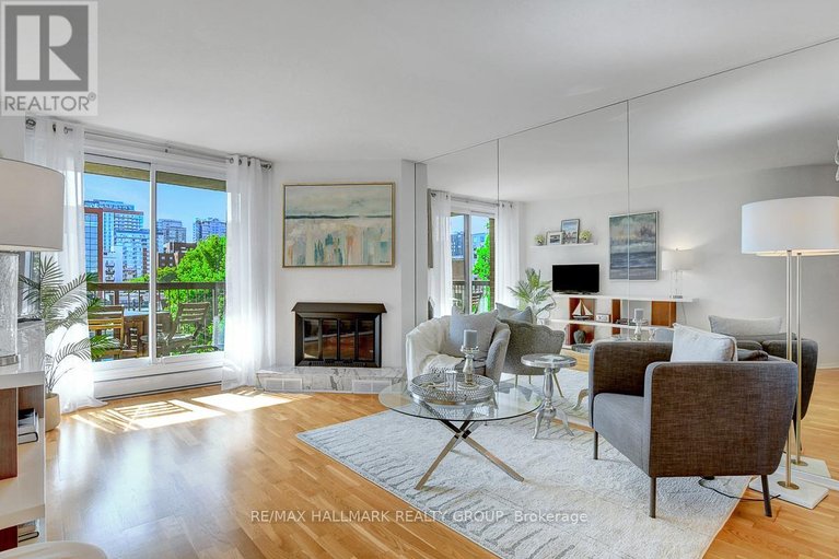 29462515/504-222-guigues-avenue/lower-townbyward-market/ottawa/ontario/K1N5J2_13