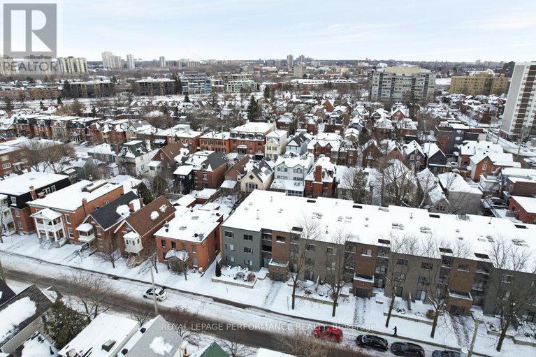29280089/2d-142-waverley-street/ottawa-centregolden-triangle/ottawa/ontario/K2P0V4_27