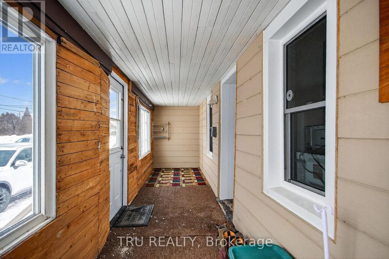 29406332/10492-clark-road/north-dundas-mountain-twp/north-dundas/ontario/K0E1S0_3