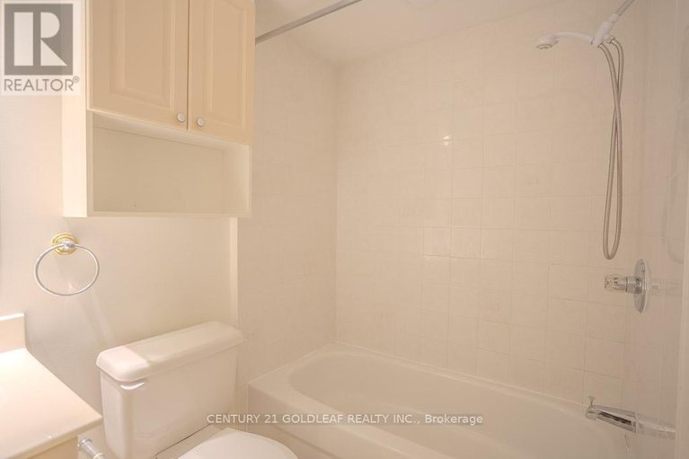 29137648/4-schoolhouse-private/lindenlea/ottawa/ontario/K1M2J5_23