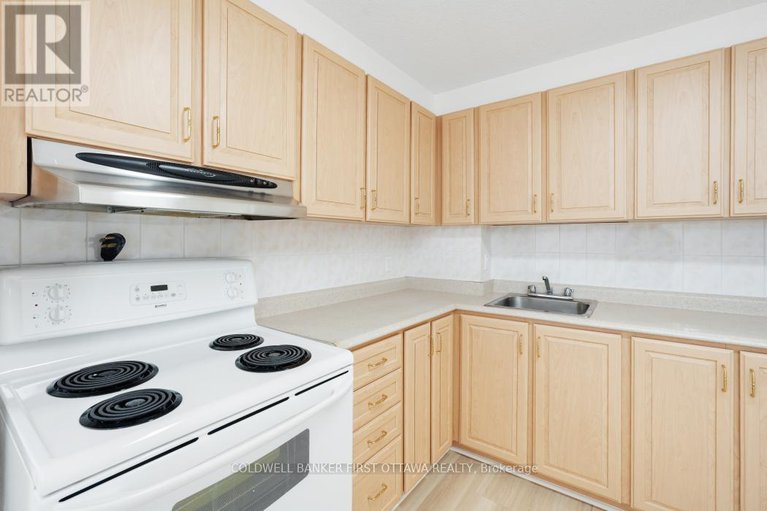 29326516/1107-1100-ambleside-drive/woodroffe/ottawa/ontario/K2B8G6_9