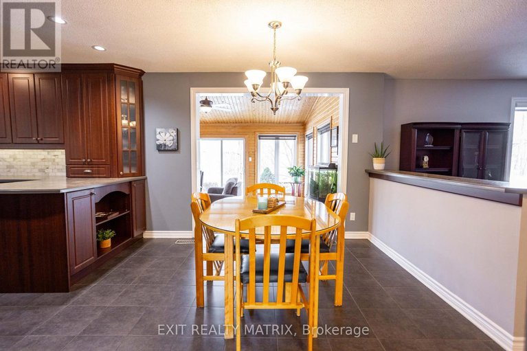 28366381/98-menard-street/embrun/russell/ontario/K0A1W1_10