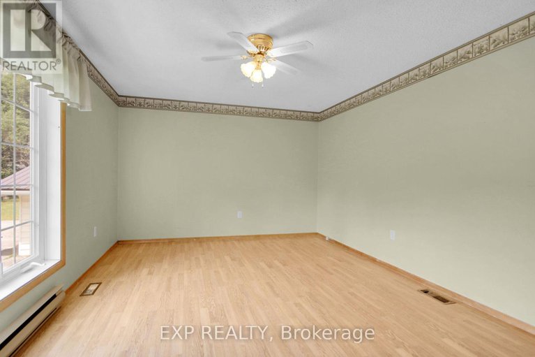 28592980/182-robertson-drive/lanark-highlands-lanark-village/lanark-highlands/ontario/K0G1K0_18