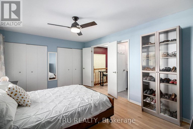 28954412/1132-chimney-hill-way/beacon-hill-south/ottawa/ontario/K1J8Z6_20