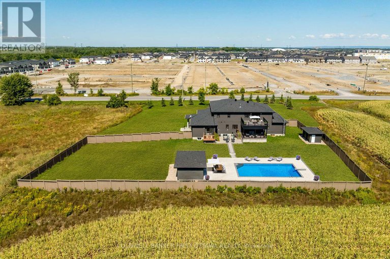 28809013/5758-fernbank-road/remainder-of-stittsville-area/ottawa/ontario/K2S1B6_46