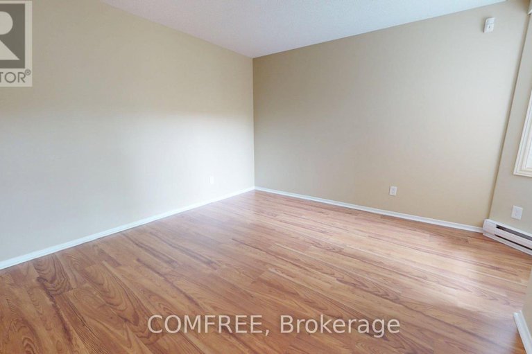 28543970/4-4-waterfall-lane/westcliffe-estates/ottawa/ontario/K2H9M9_11