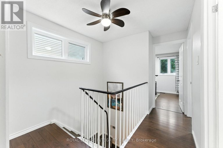 28843090/7900-decarie-drive/orleans-wood/ottawa/ontario/K1C2K3_32