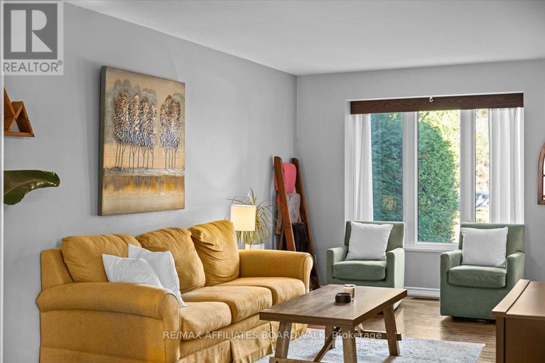 29053070/42-haywood-crescent/katimavik/ottawa/ontario/K2L2J2_7