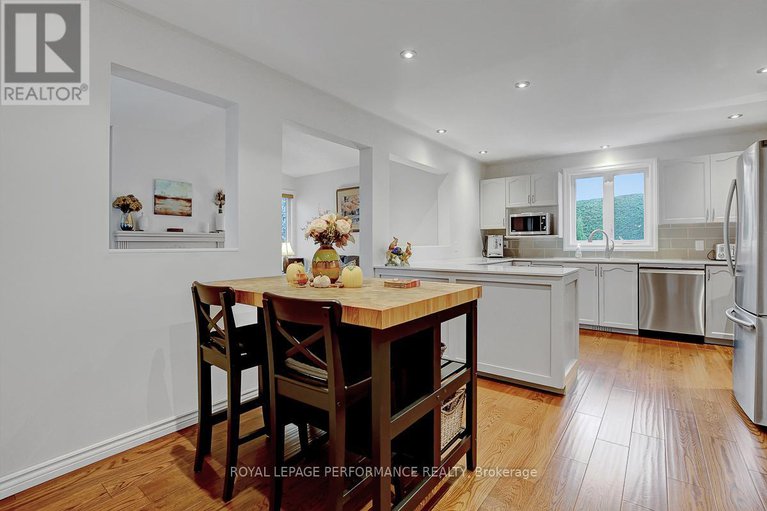 29434001/32-parklands-avenue/village-of-russell/russell/ontario/K4R1A2_15