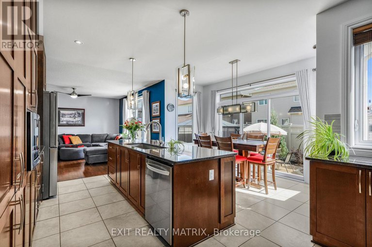 28788160/352-oakcrest-way/avalon-east/ottawa/ontario/K4A0S5_18