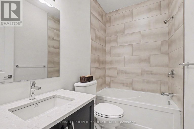 29589399/621-enclave-lane/town-of-rockland/clarence-rockland/ontario/K4K0M8_18