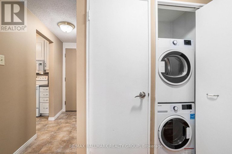 28617119/1404-556-laurier-avenue-w/ottawa-centre/ottawa/ontario/K1R7X2_13
