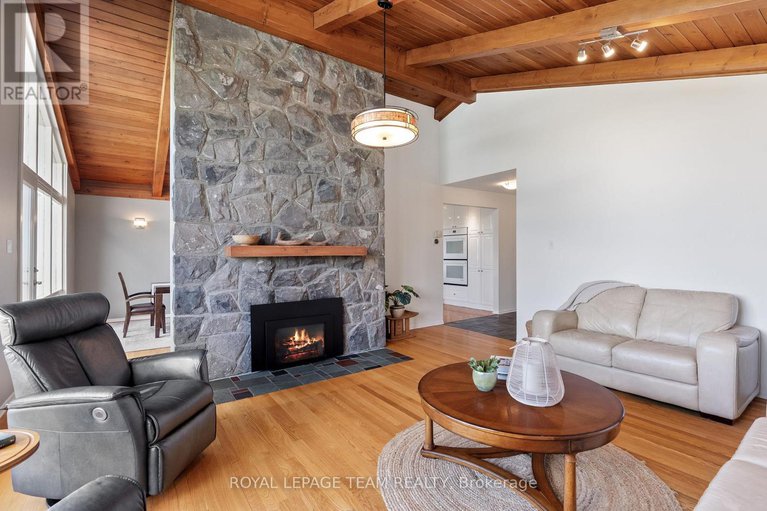 28820217/5409-riverside-crescent/manotick-long-island-nicholls-island/ottawa/ontario/K4M1H1_9