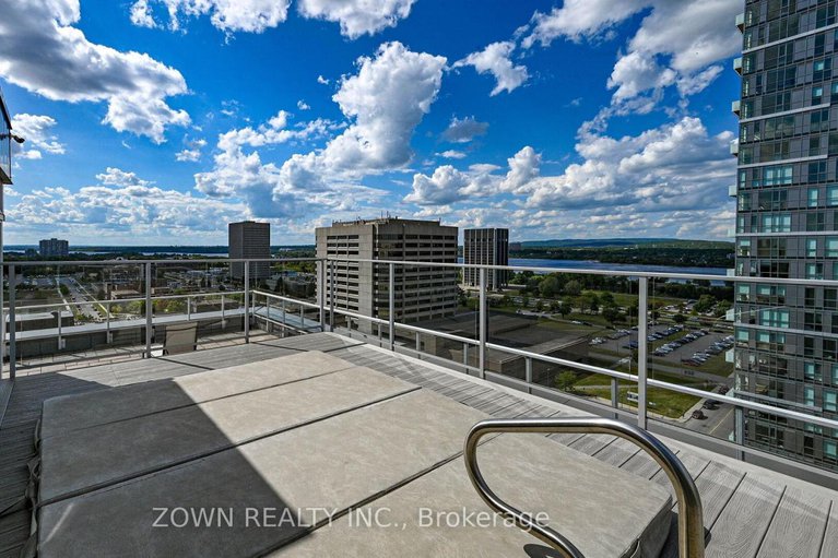 28828157/807-201-parkdale-avenue/mechanicsville/ottawa/ontario/K1Y1E8_22