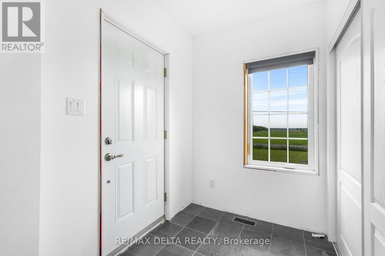28420161/3480-labelle-road/clarencerockland-twp/clarence-rockland/ontario/K0A1E0_5