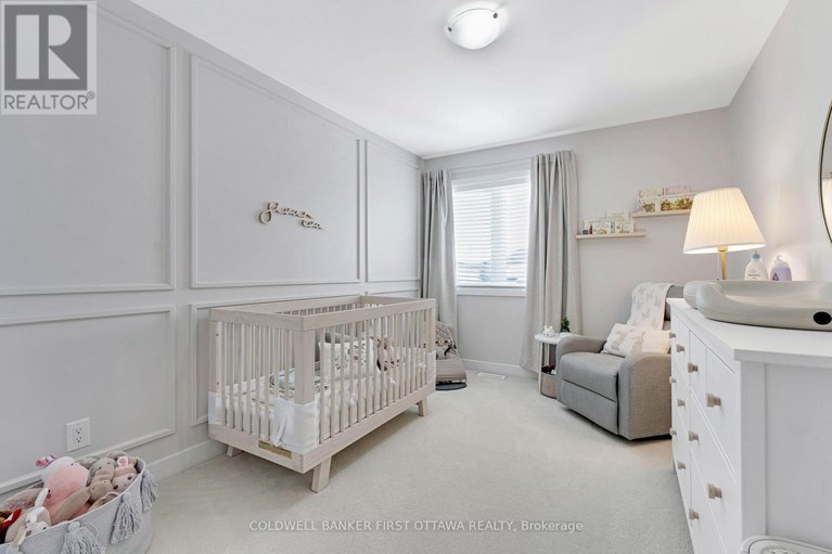 29352953/422-markdale-terrace/riverside-southgloucester-glen/ottawa/ontario/K4M0E2_27