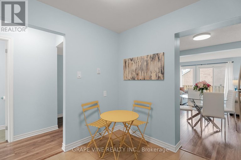 28499106/43-bentbrook-crescent/heritage-park/ottawa/ontario/K2J3Y1_13