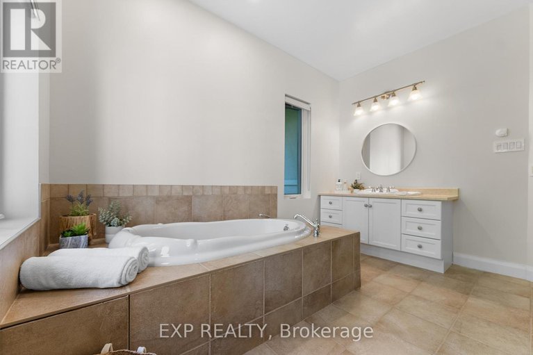 28739772/5759-queenscourt-crescent/manotick-east-to-manotick-station/ottawa/ontario/K4M1K3_35
