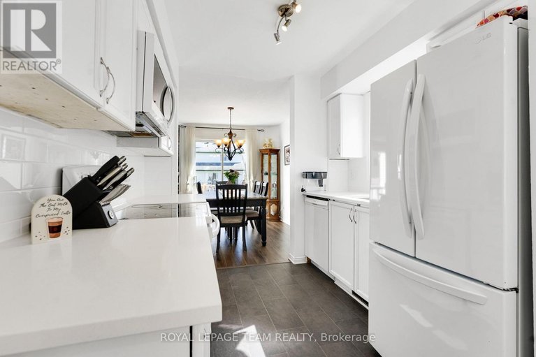 29671014/11-liette-court/kemptville/north-grenville/ontario/K0G1J0_16